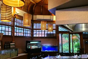 六角堂 店内